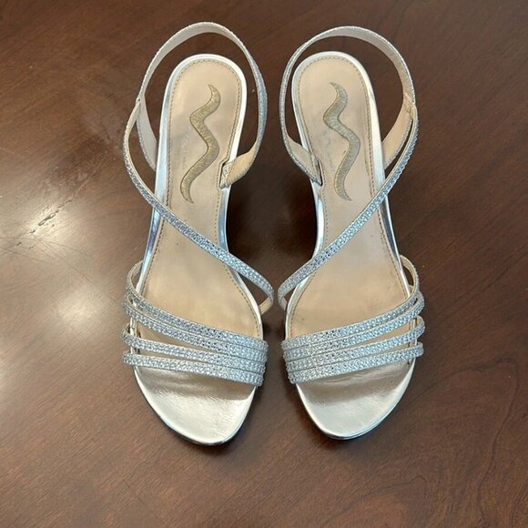 Nina Nanelle Platform Sandal - Picture 1 of 4